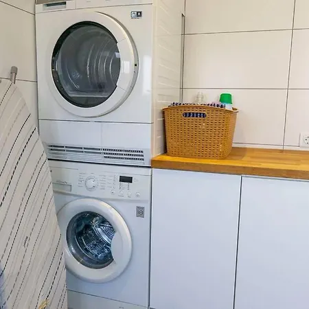 Casa Lilly-rose, A Beautiful 3 Bedroom Detached A Short Walk To The Plaza & Golf Course 别墅 比利亚马丁