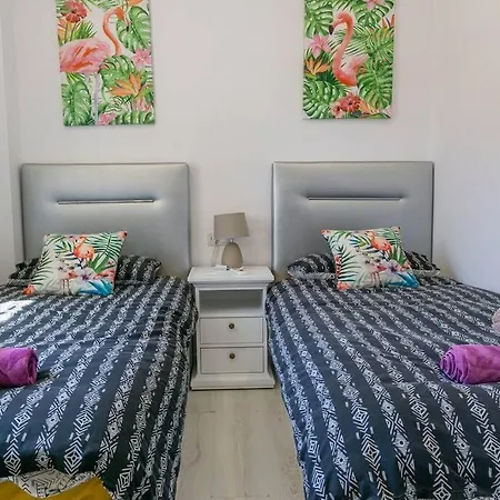 别墅 Casa Lilly-rose, A Beautiful 3 Bedroom Detached A Short Walk To The Plaza & Golf Course 比利亚马丁